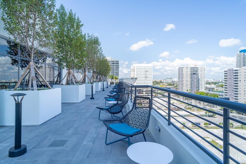 Global Luxury Suites Downtown Майами Экстерьер фото